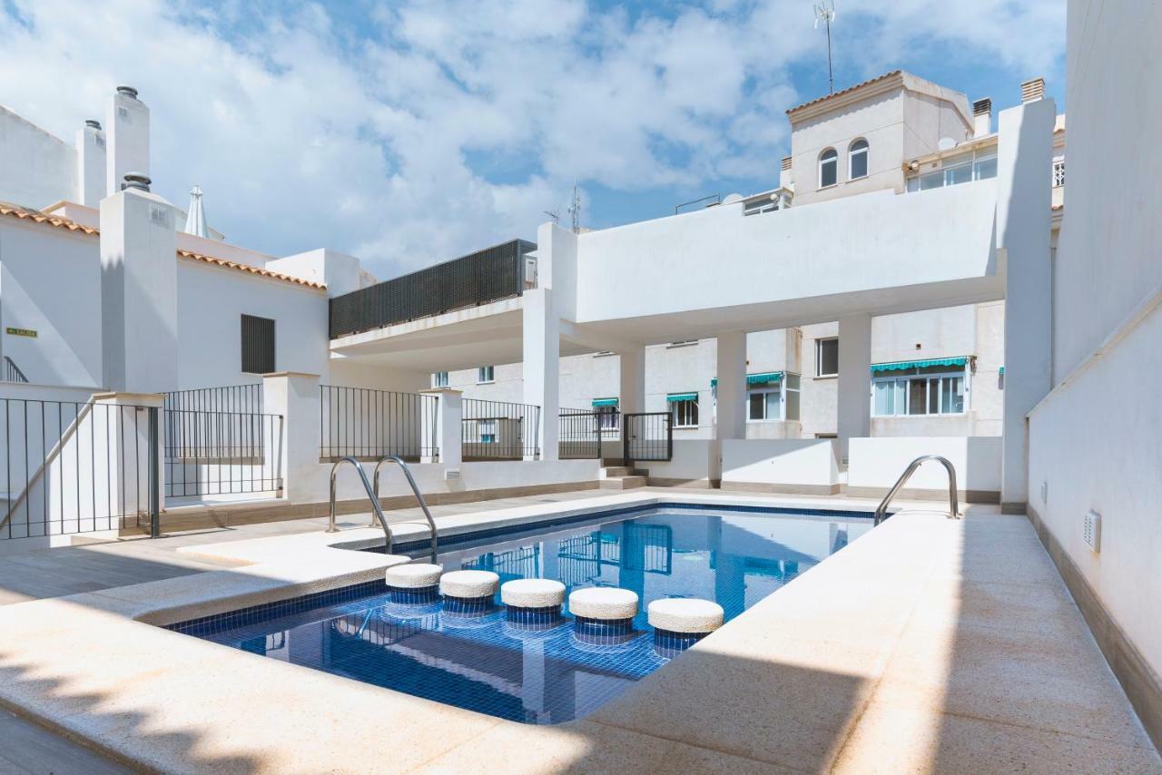 Atico Vistas Al Mar, Terraza, Piscina Y Parking By Vero Алтеа Екстериор снимка
