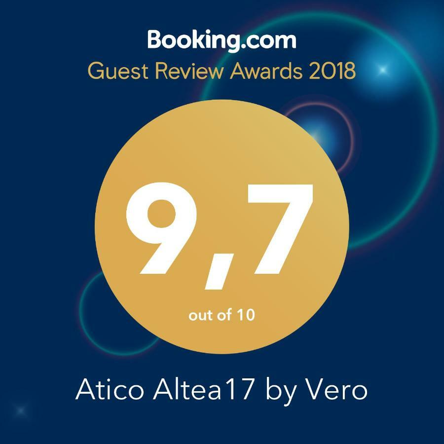 Atico Vistas Al Mar, Terraza, Piscina Y Parking By Vero Алтеа Екстериор снимка